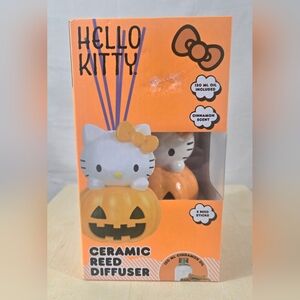 NEW Hello Kitty Halloween Pumpkin Ceramic Cinnamon Scented Reed Diffuser